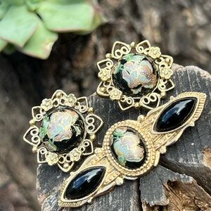 VTG Cloisonné Style Jewelry Set – Black Hand-Painted Floral Studs & Bar Brooch